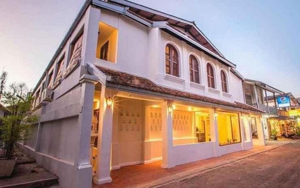 Le Luxe Boutique Hotel Vientiane Exterior foto